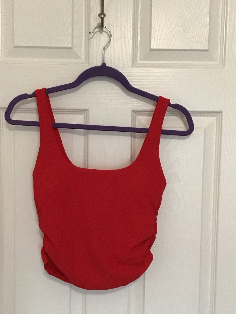 Women's Red Scoop Crop Tank Top